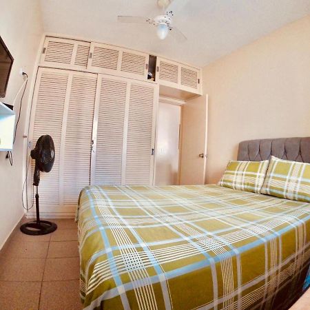 Ferienwohnung Apartamento Pe Na Areia Guarujá Exterior foto